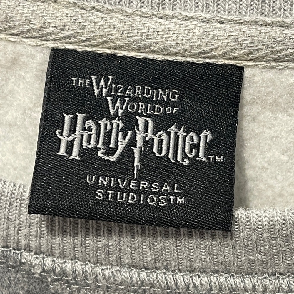 Universal Studios Wizarding World Harry Potter Hufflepuff Crewneck Sweatshirt - Picture 3 of 7